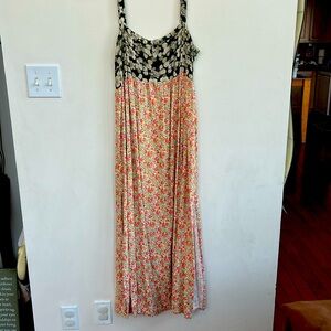 NWOT - Natural life floral sundress